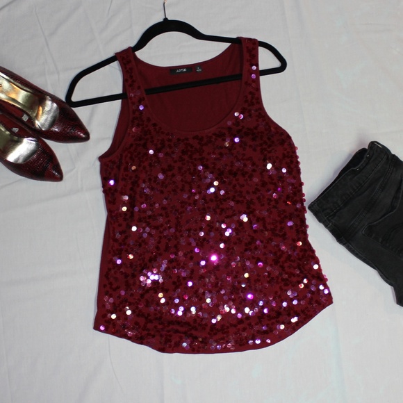 Apt. 9 Cranberry Red Sequin Top - Picture 1 of 6